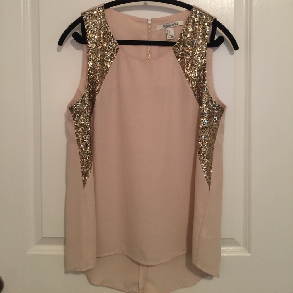 Cream tank with sequence detail