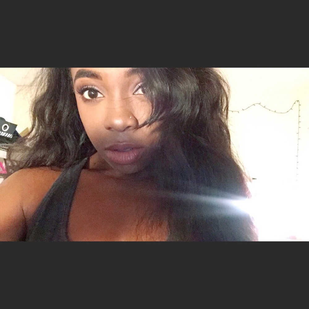 Meet your Posher, Lela