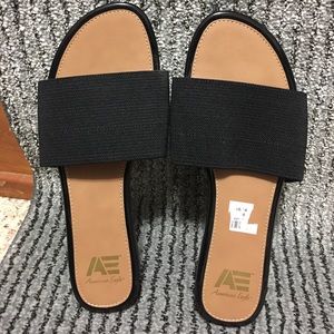 2x for 1! American Eagle Black & Multi Sandals