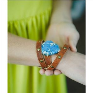 Leather and stone handmade bracelet