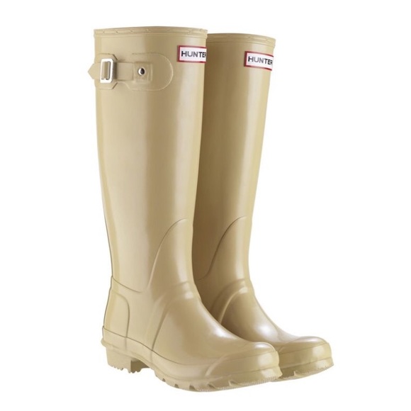 beige hunter boots