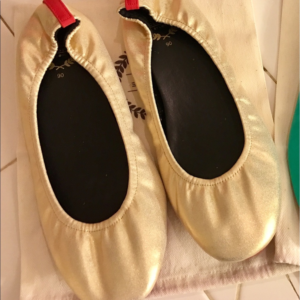 NEW Gold Ritas flats, size 9