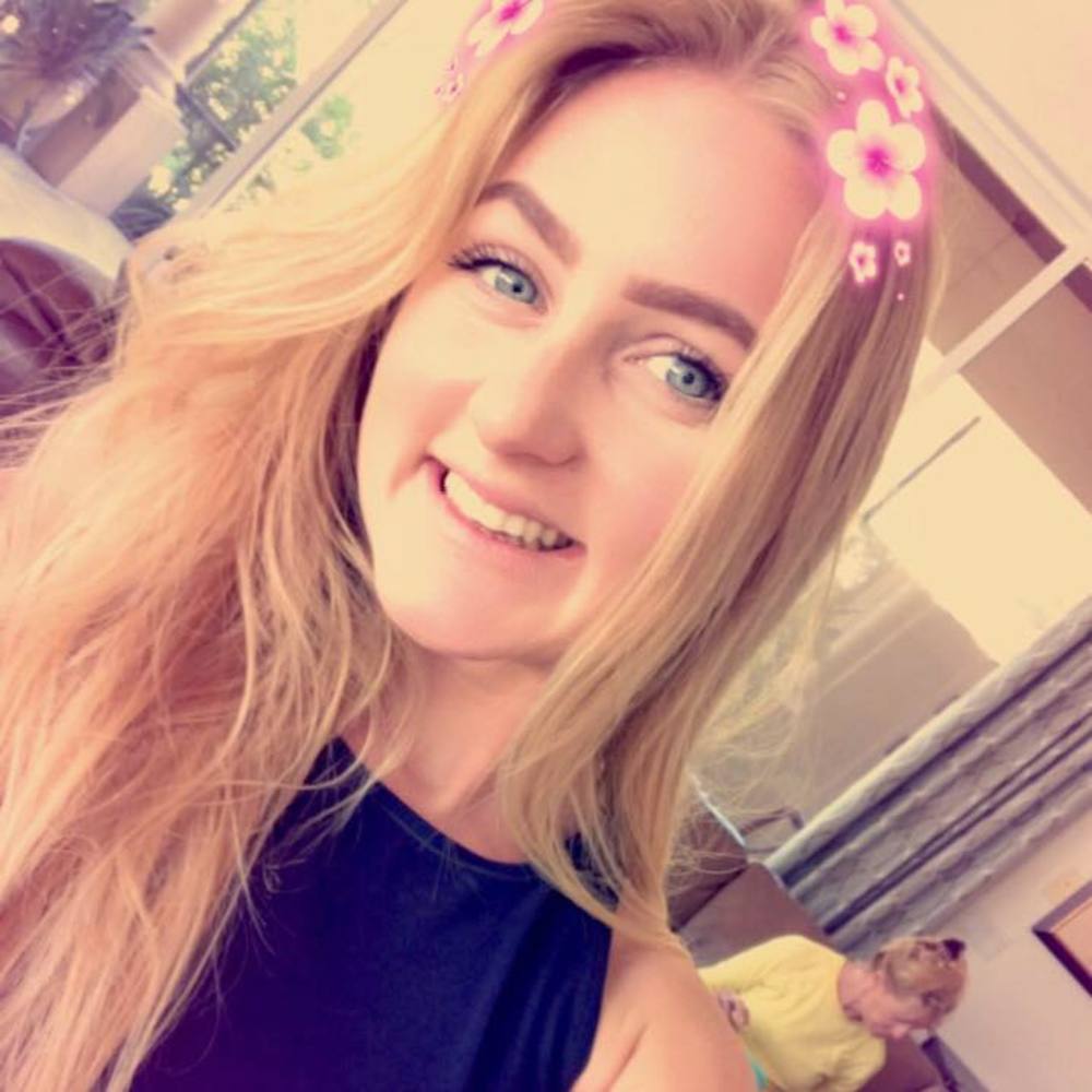 Meet your Posher, Carli