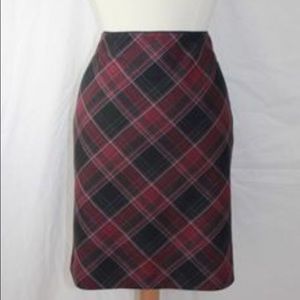 White House Black Market skirt