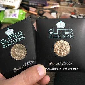 Highly pigmented glitter