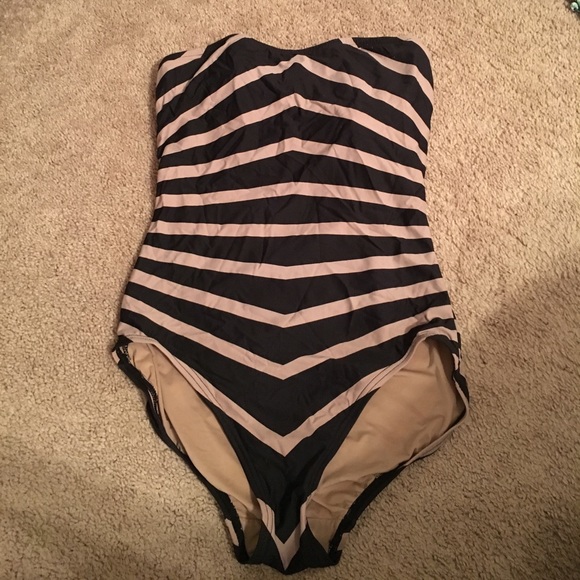 DKNY Other - DKNY Bathing Suit - Size 8!