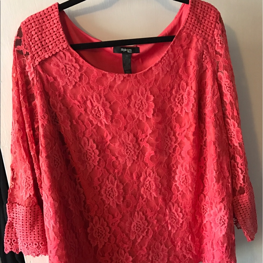 Coral lace Style & Co 1X lined top
