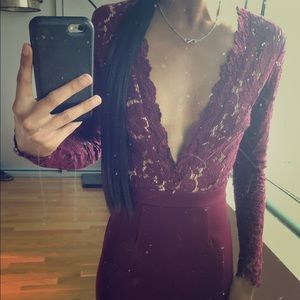 Lace burgundy dress XS