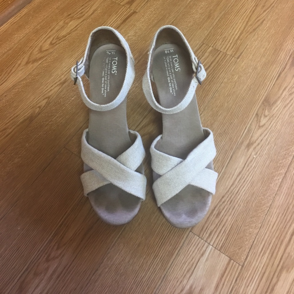 Toms wedges