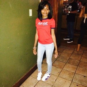 Meet your Posher, Joy