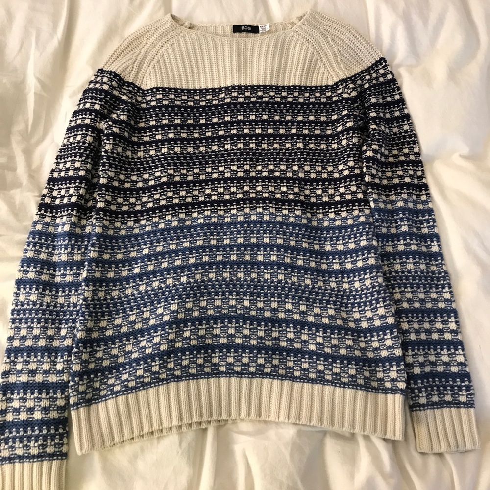 BDG Women's sweater