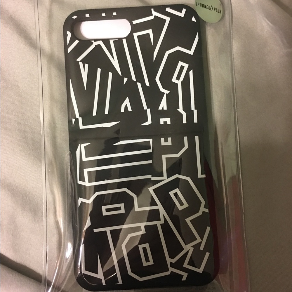 Victoria secret iPhone 6s Plus/ 7 plus case