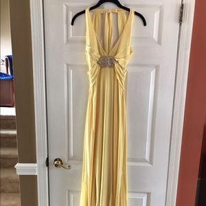 Beautiful yellow prom dress