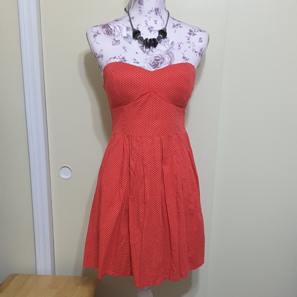 LRG RUE 21 RED STRAPLESS KNEE LENGTH SUMMER DRESS