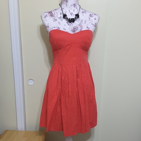 LRG RUE 21 RED STRAPLESS KNEE LENGTH SUMMER DRESS - Picture 1 of 8