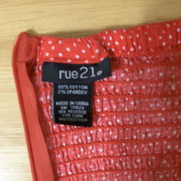LRG RUE 21 RED STRAPLESS KNEE LENGTH SUMMER DRESS - Picture 7 of 8