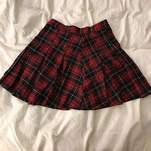 H&M Women's plaid skirt