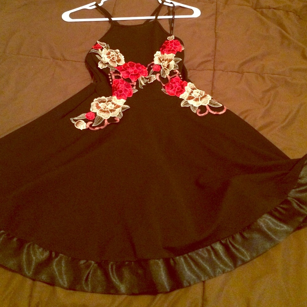 A black flower dress