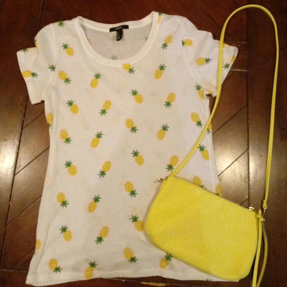 Pineapple top from Forever 21 Size Small