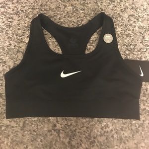 NWT Nike sports bra - small