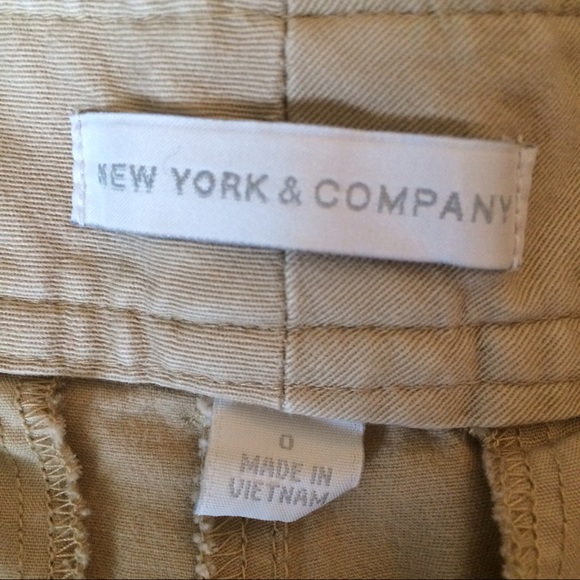 NY&Co Khaki-colored shorts - Picture 4 of 4