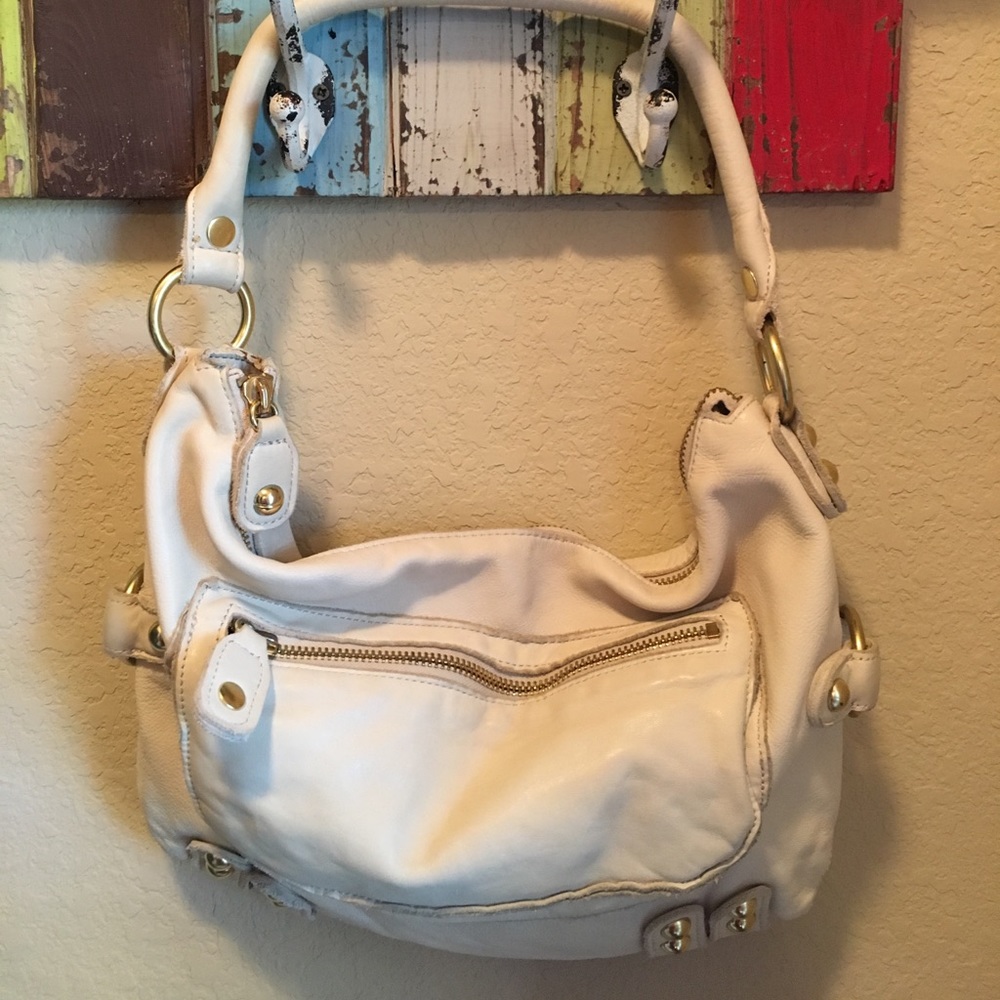 Linea pelle Dylan cream colored shoulder bag