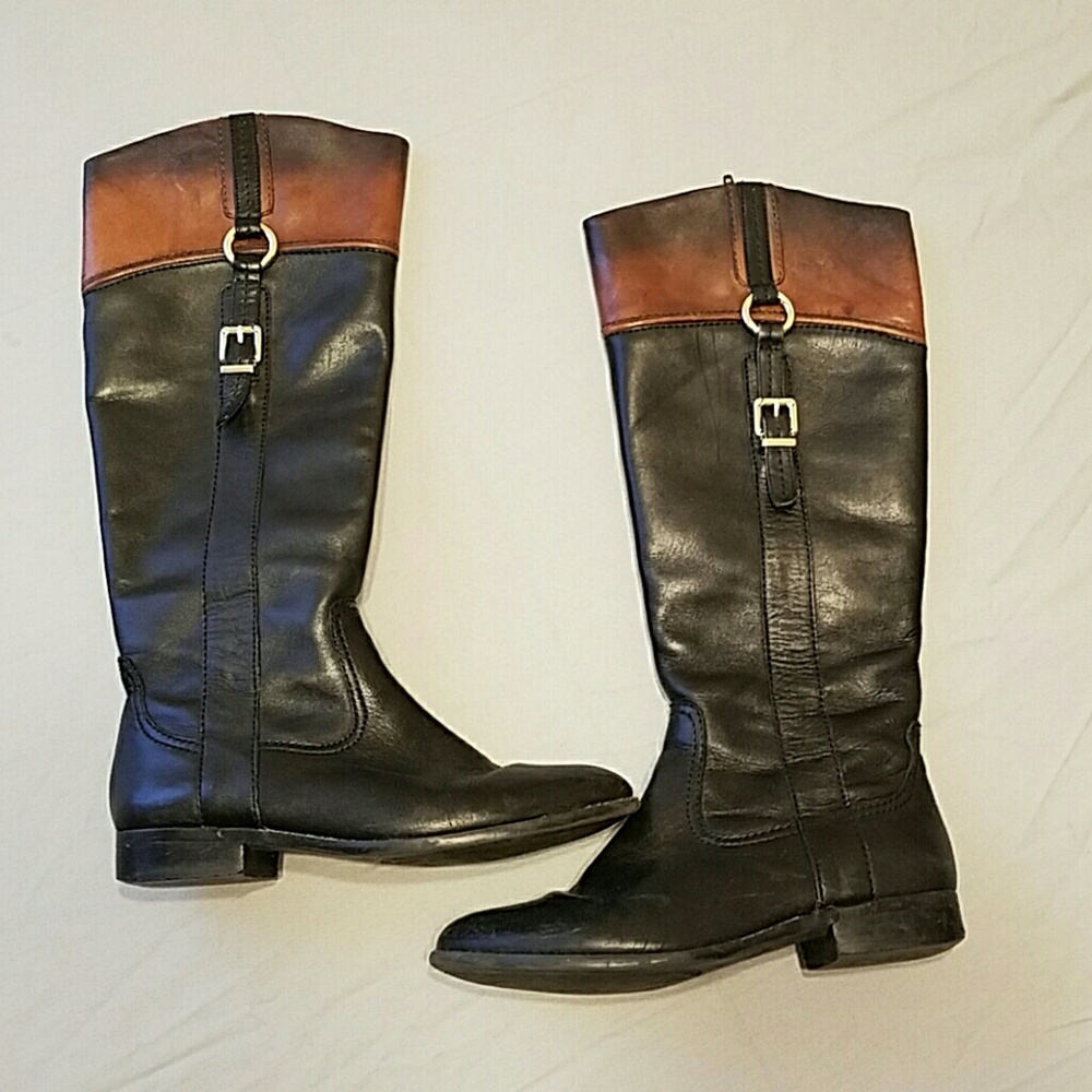 Ladies size 8.5 boots