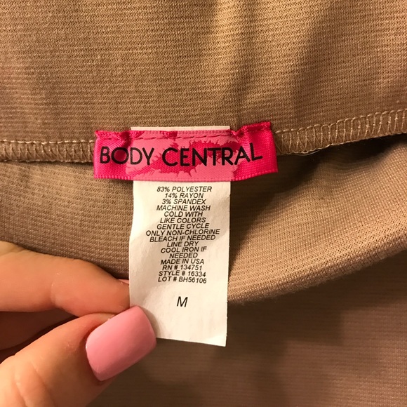 New skirt! Never worn! - Picture 2 of 2