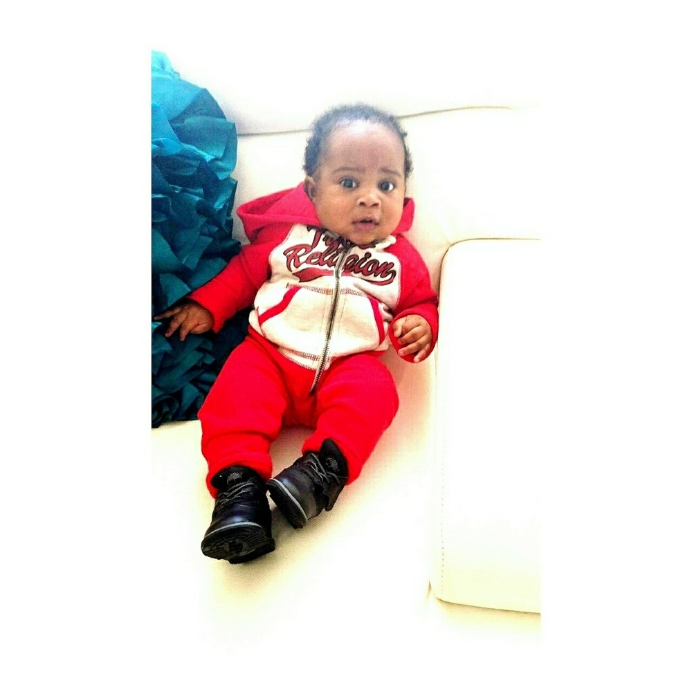 True religion sweatsuit
