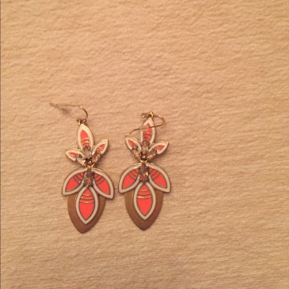 Brand new Stella and Dot earrings