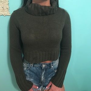 Crop turtle neck sweater