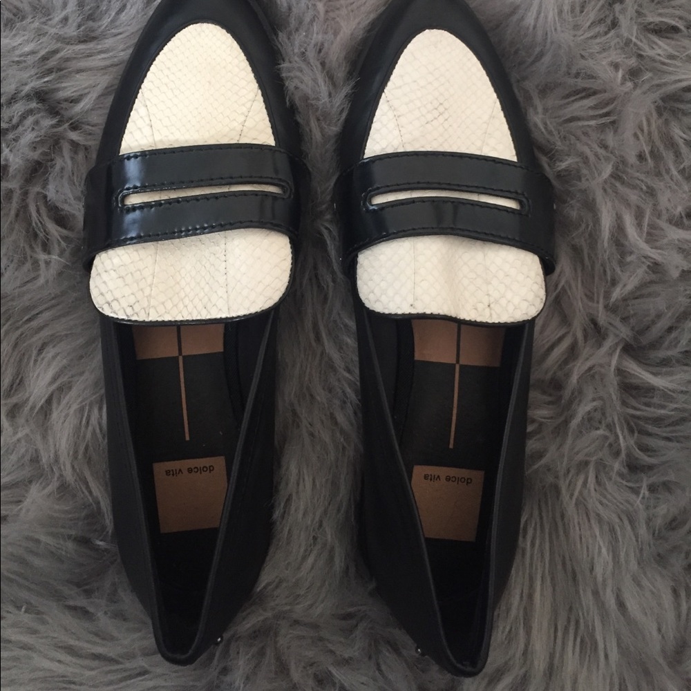 New Black/white Dolce Vita flats. Faux snakeskin