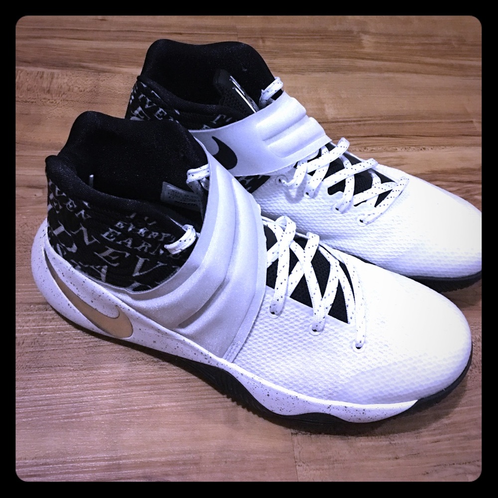 Kyrie 2 ID