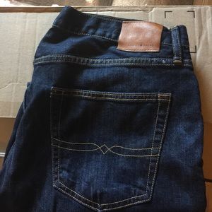 🌿 SOLD 🌿 Lucky brand - men's denim