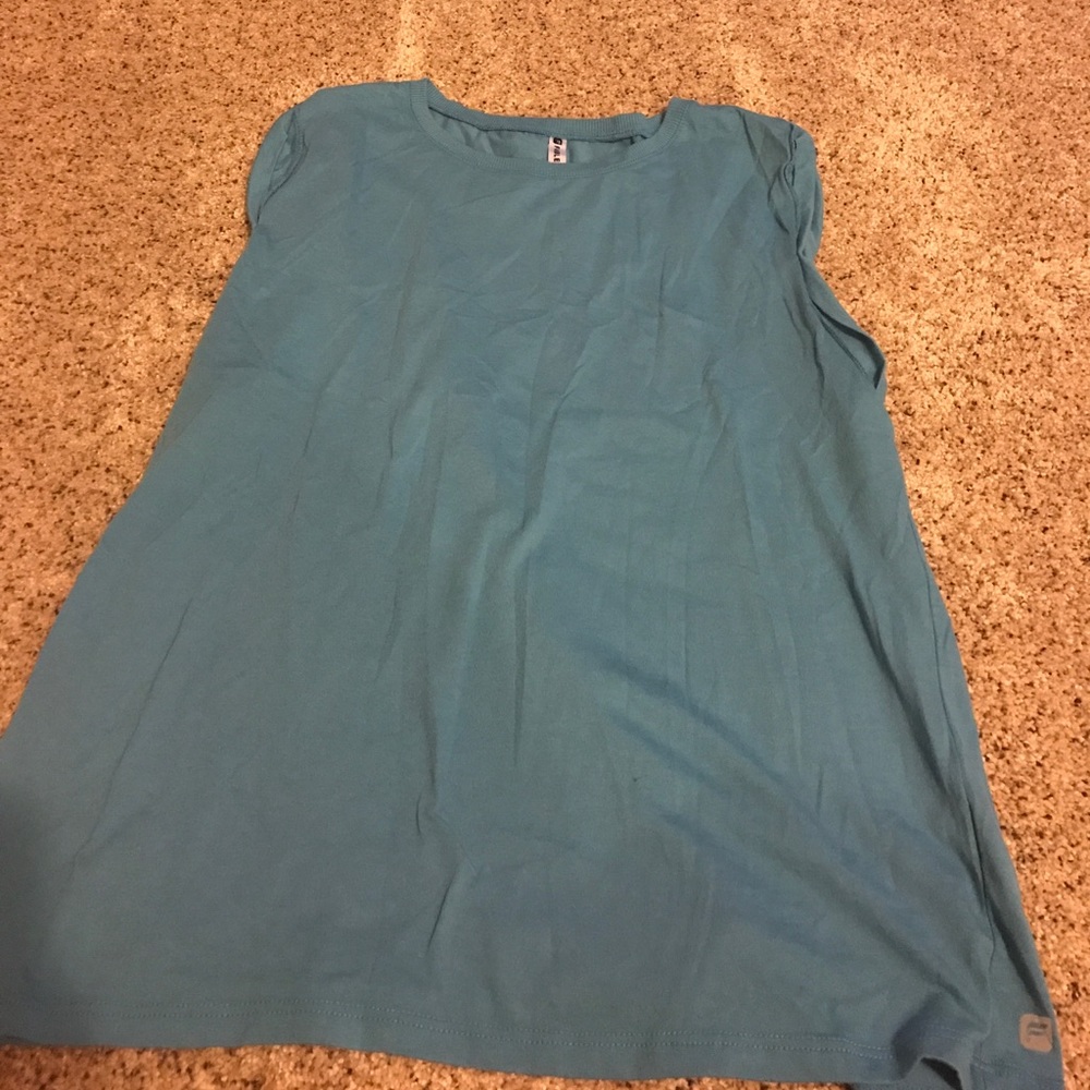 Large Fabletics blue sleeveless shirt