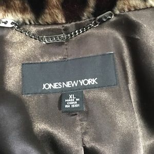 Cheetah Print Jones New York jacket.