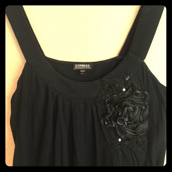 Express Tank with Pop-Up Floral Design - Picture 2 of 4