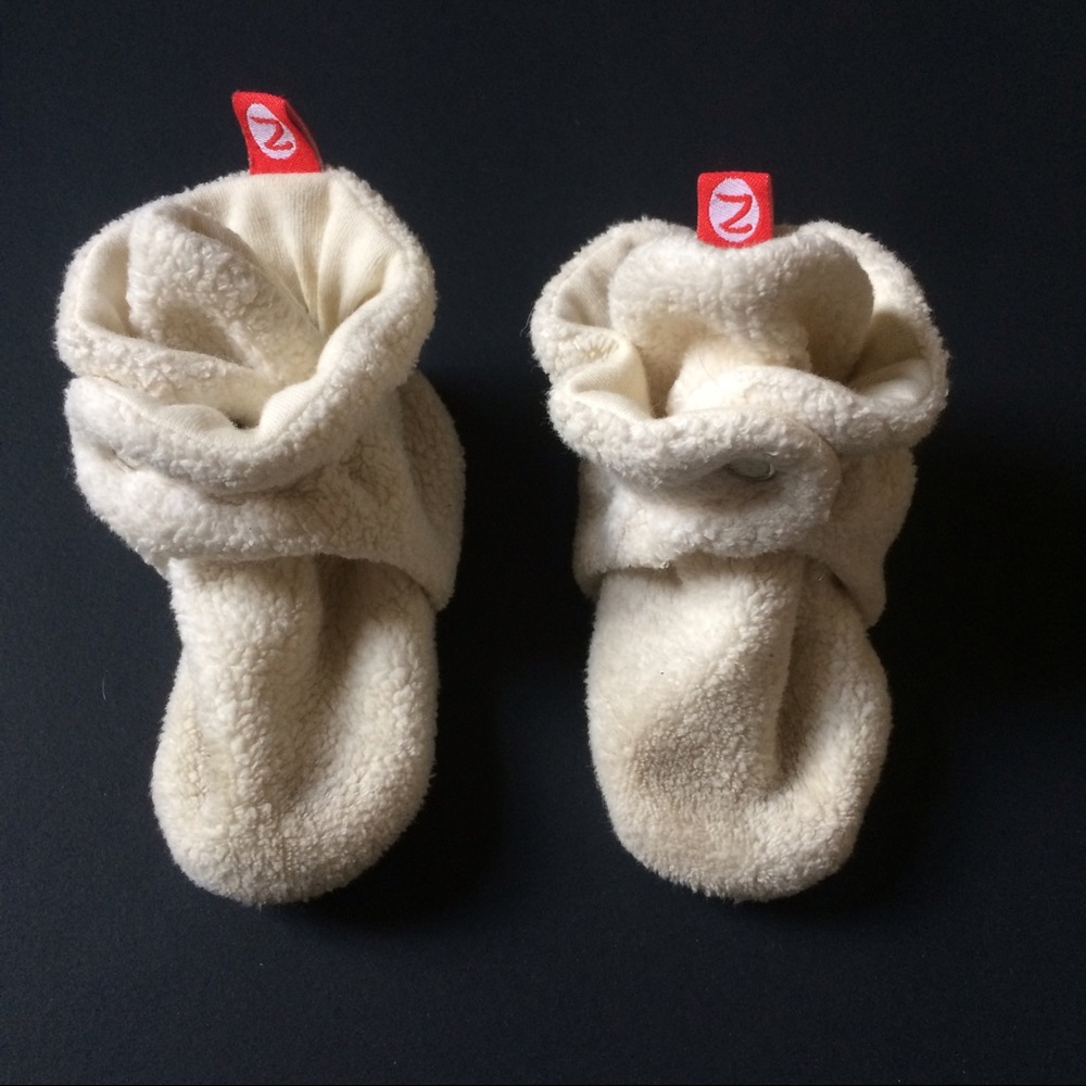 Zutano baby booties 6m