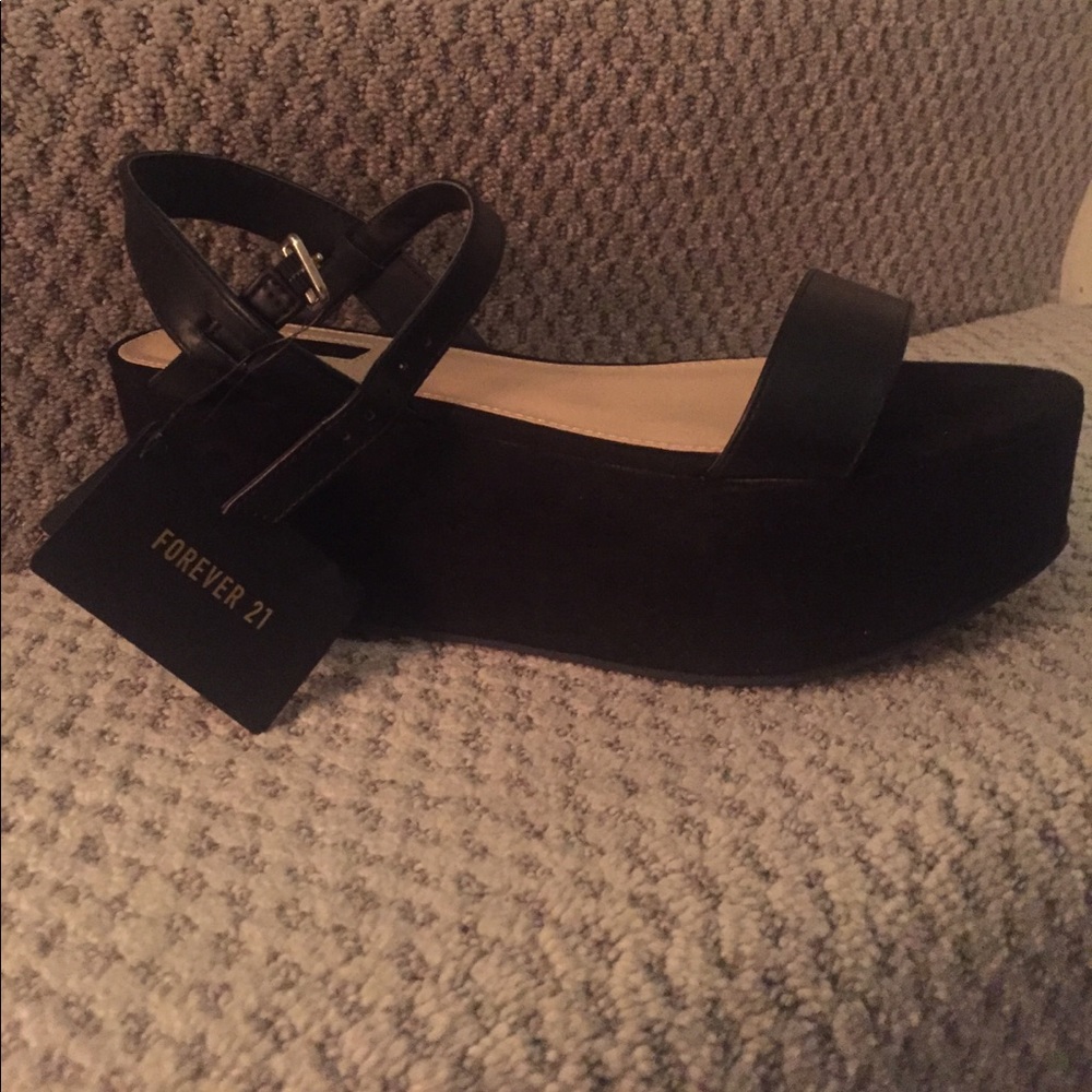 Black Platform Sandals!