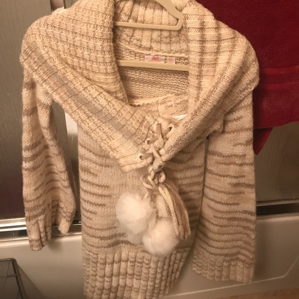 Beautiful Jlo sweater