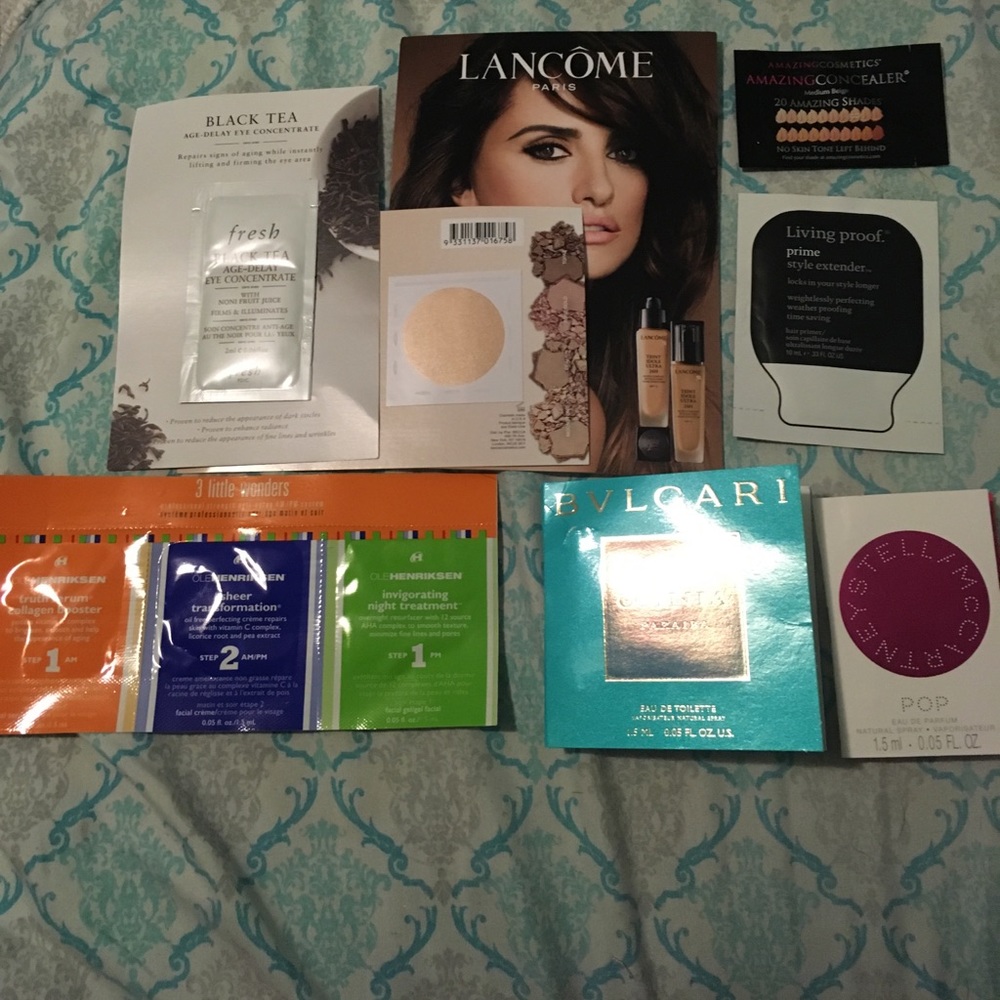 Cosmetic samples - Picture 2 of 3