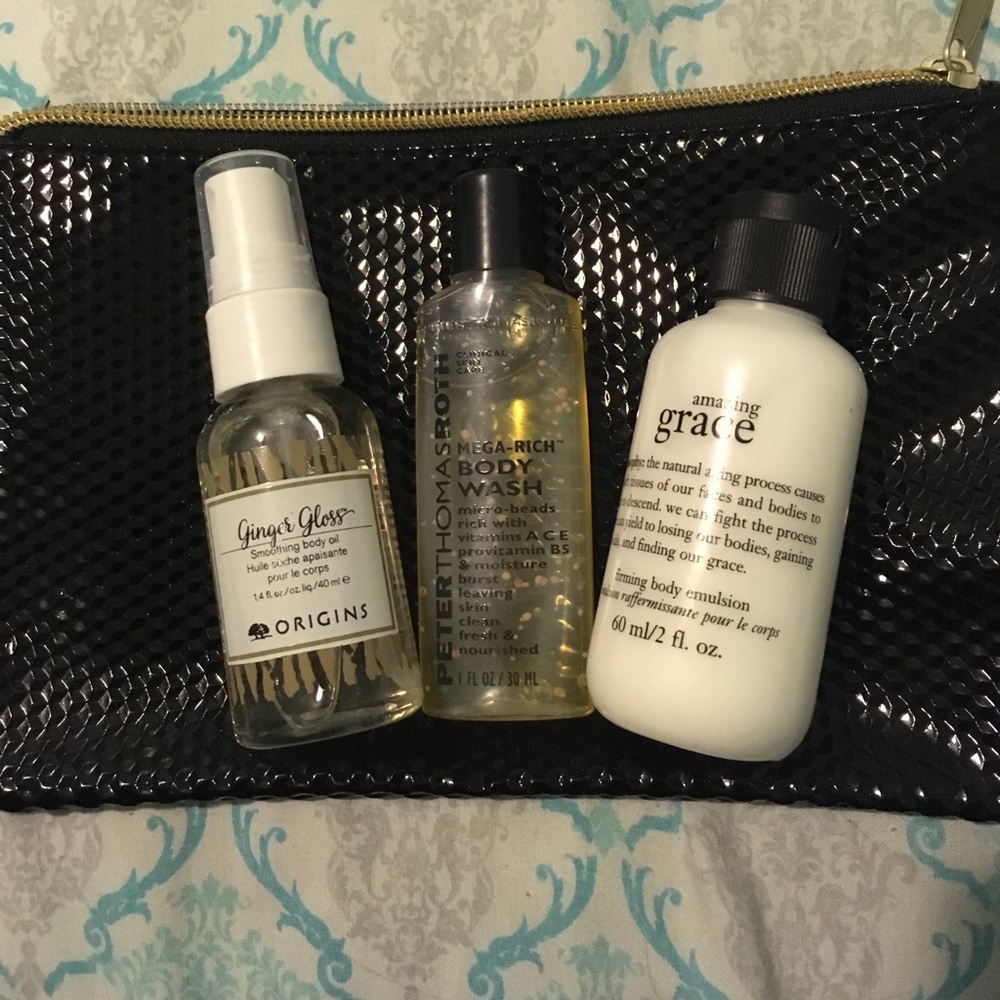 Cosmetic case & samples