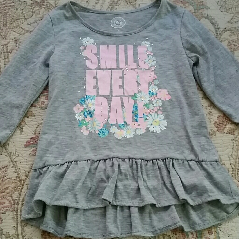 3/4 sleeve ruffle shirt