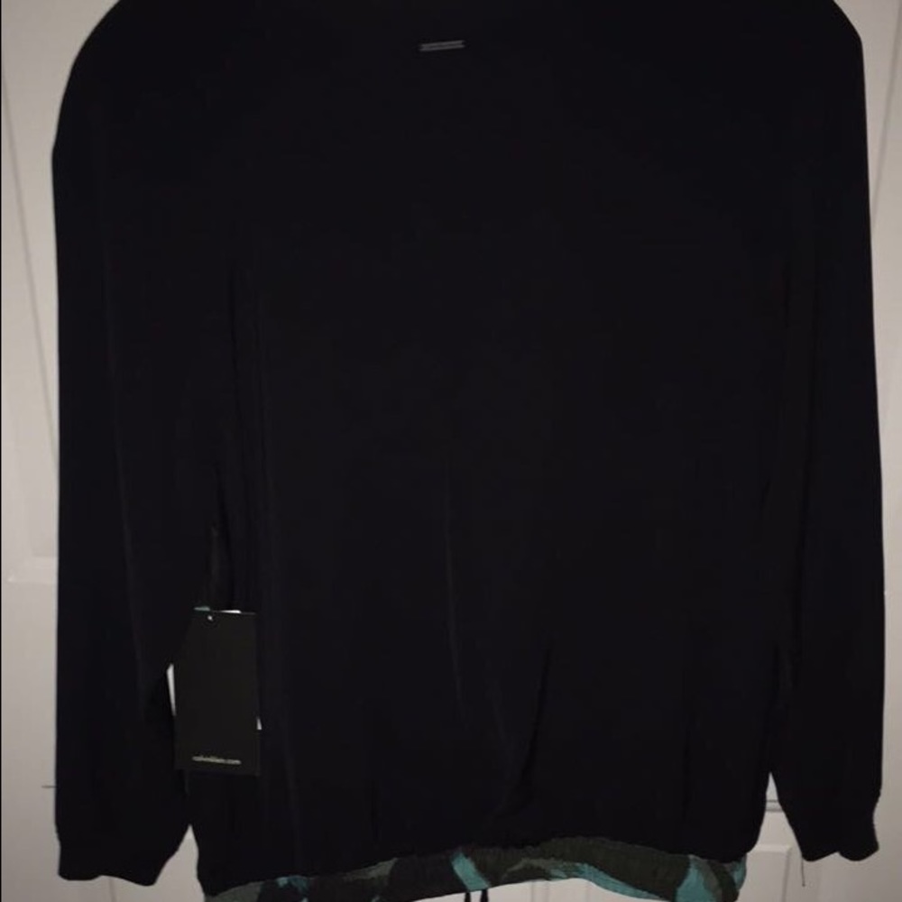 Calvin Klein printed top * - Picture 2 of 4