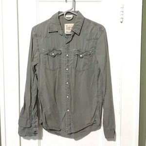 American Eagle Outfitters Button up