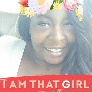 Meet your Posher, April