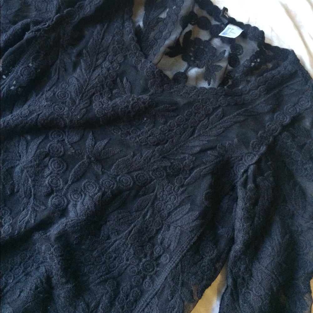 Black, sheer, embellished 3/4 sleeve top!