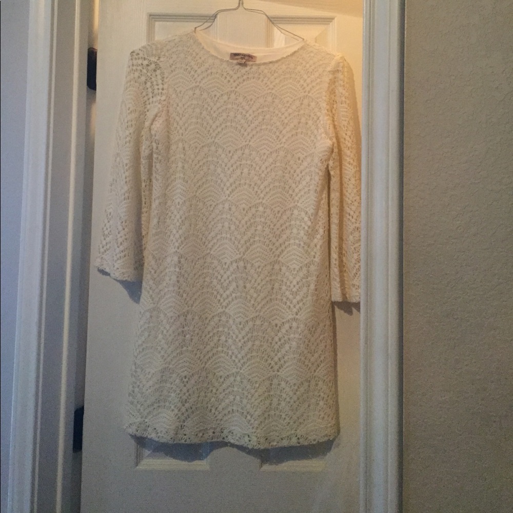 White Size 8 dress