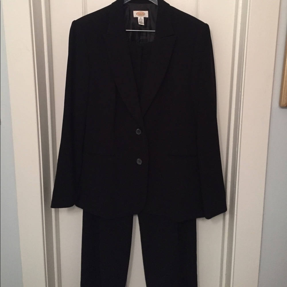 Suit