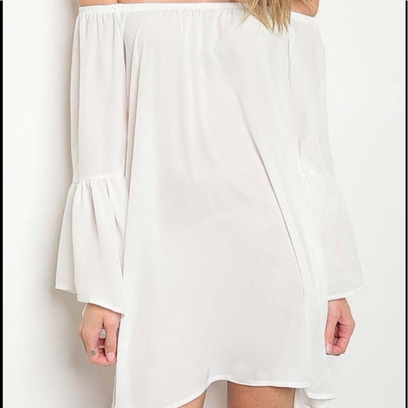 ☕️Lovely White Off the Shoulder Dress🌟 - Picture 2 of 3